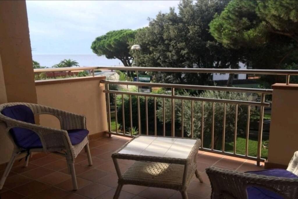 Apartamento Junto Al Mar Con Jardin Comunitario Y Parking Platja d'Aro  Exterior foto